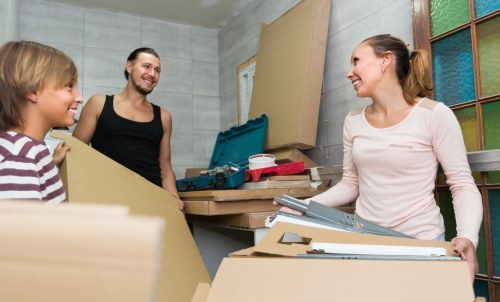 Removal truck hire for home moving in Stockwell