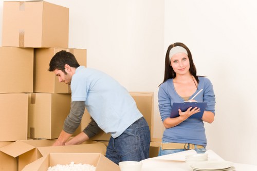 Local moving support for a flat relocation in Stockwell